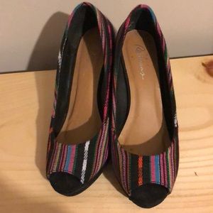 Sale! 2/$15 Colourful sz 7 platform sandals
